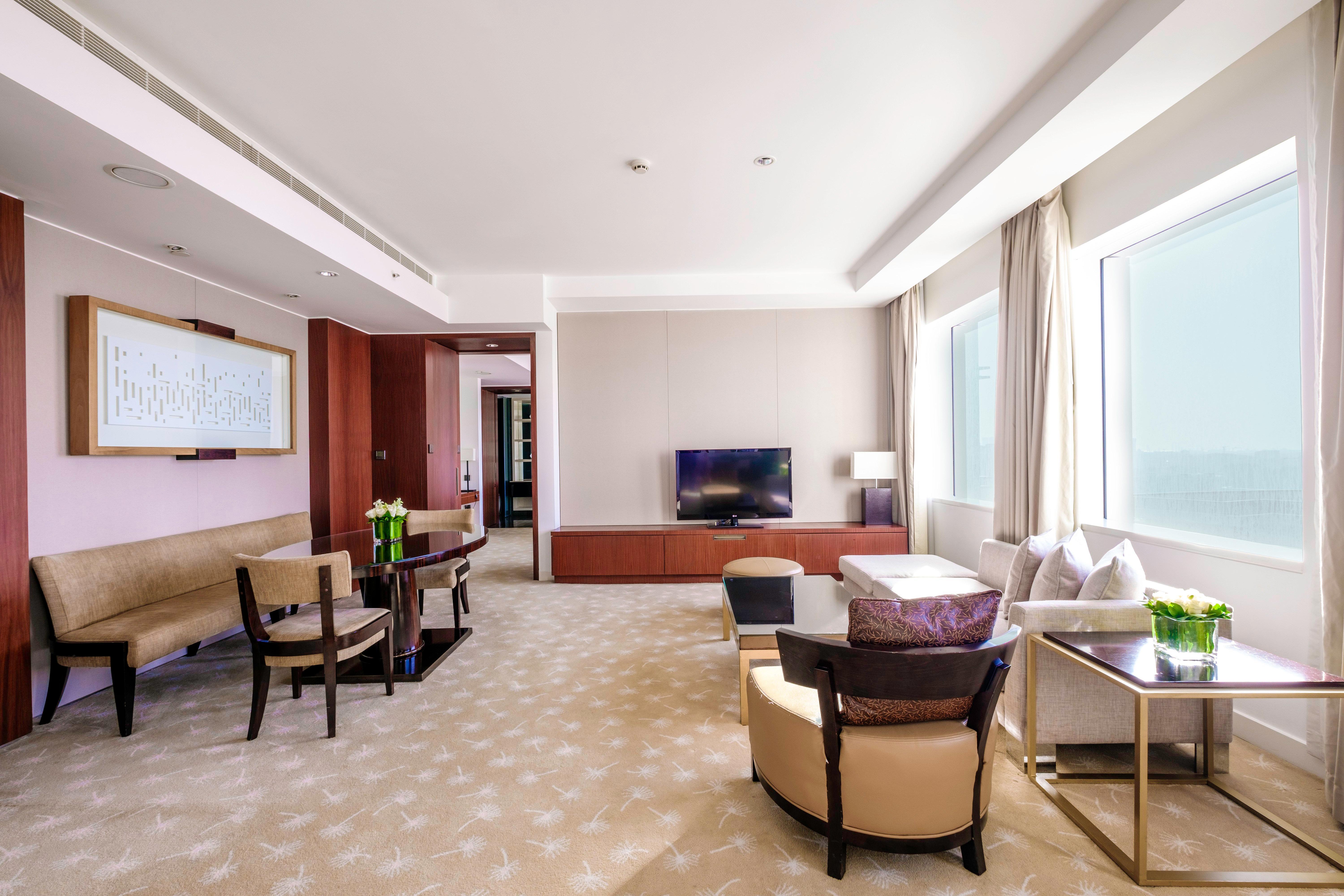 Intercontinental Dubai Festival City By Ihg Exteriör bild A suite at the hotel