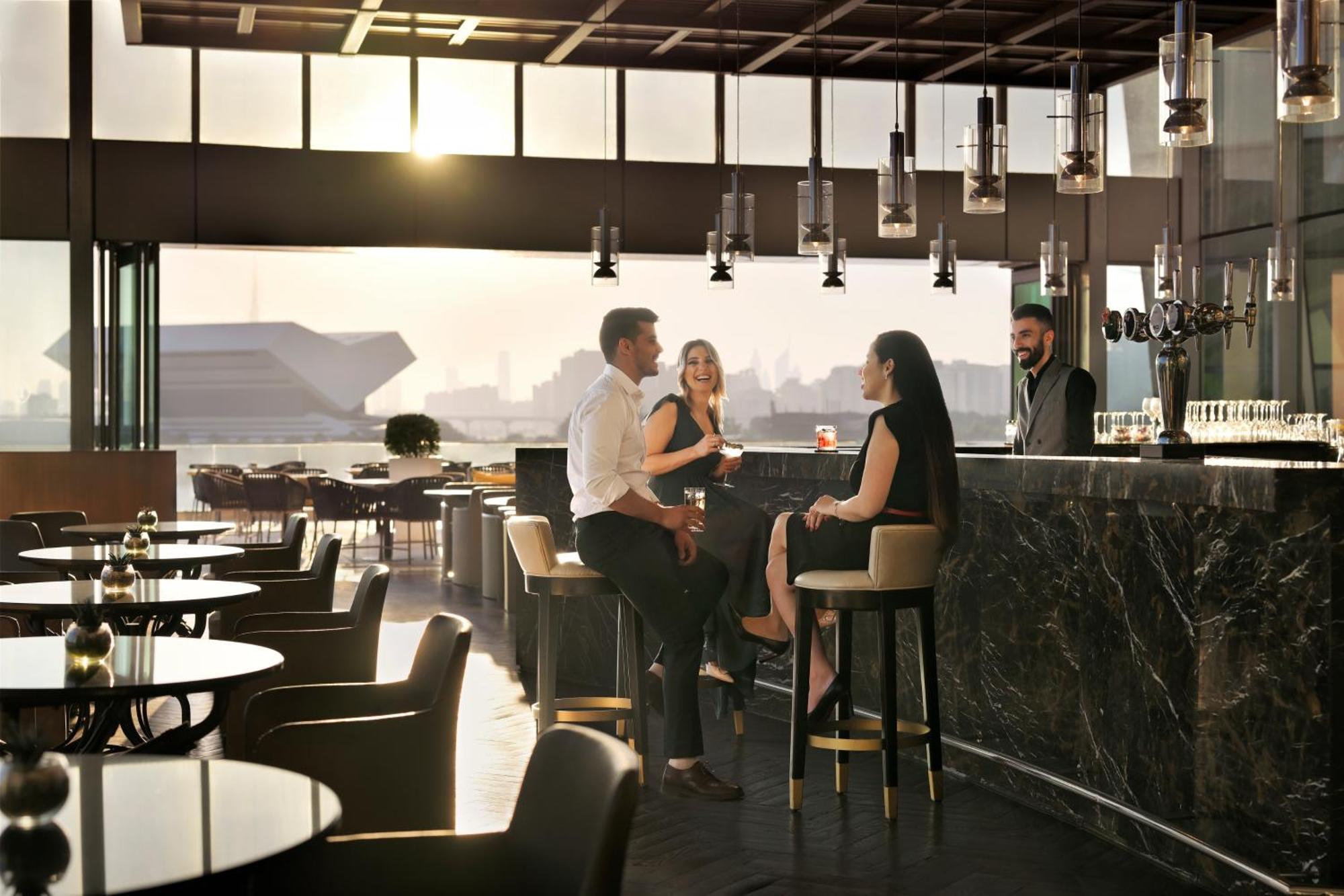 Intercontinental Dubai Festival City By Ihg Exteriör bild The Sky Bar