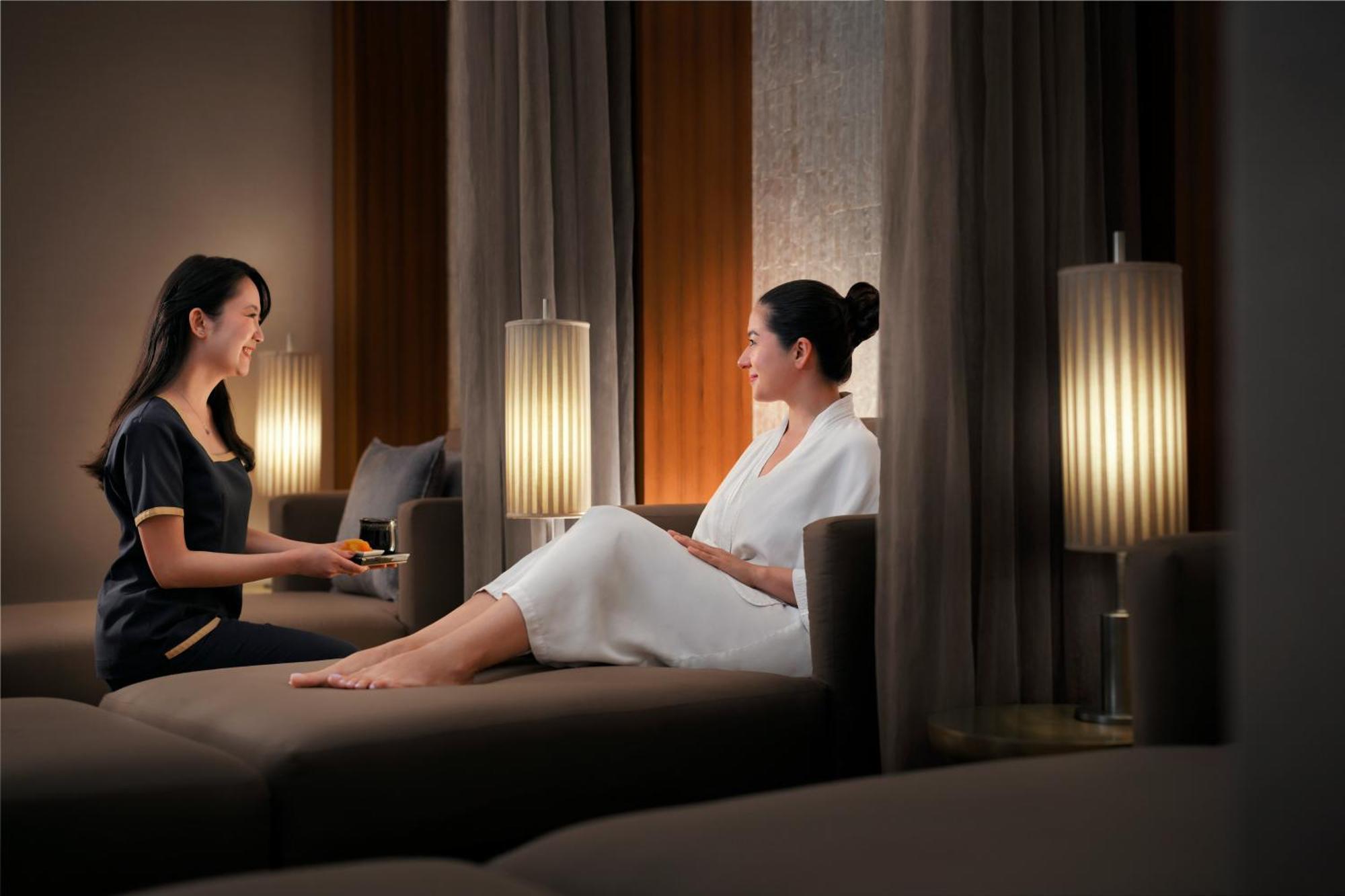 Intercontinental Dubai Festival City By Ihg Exteriör bild A spa in Bangkok, Thailand